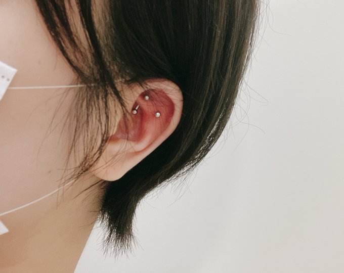 ルーク開けた。痛えーーーーー!#軟骨ピアス 