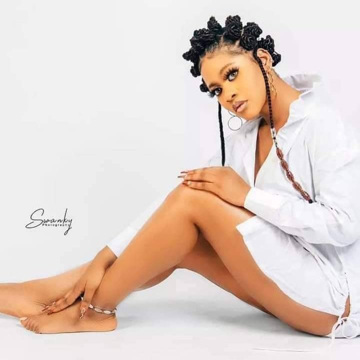 JhannzyA's tweet photo. #Phyna𓃵 It's the social distancing and the facial expressions for me.
#PhynaOurWinner #PhynaWon #Phynation #PhynaTheGoat #KingsOfBoys #PhynaWhoDey #PhynaTheElephant𓃰 
#BBNaija #BBNaijaFinale #EChoke 
Their Father😂🥰🥰💃💃💃💃💃💃💃I can't contain my joy. https://t.co/WGJ4zTsam1