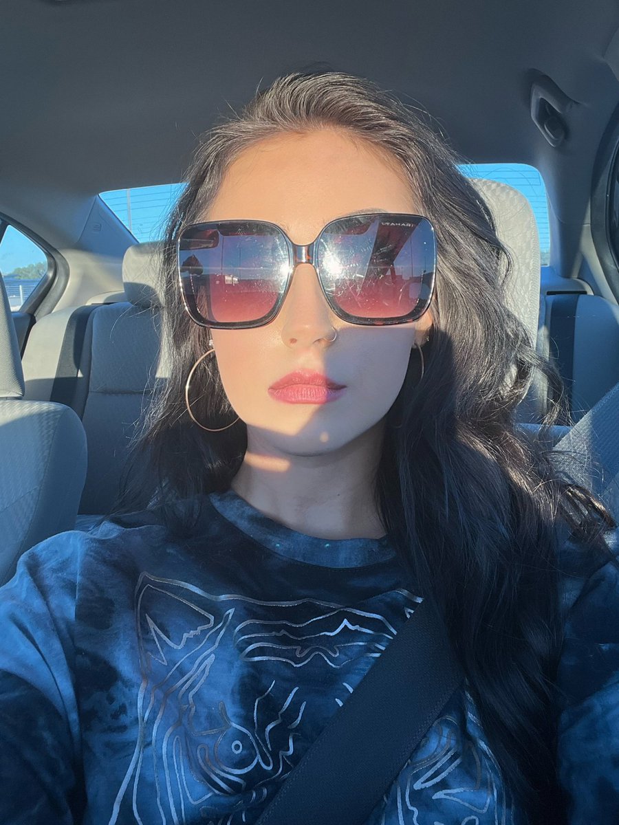 emcatklein's tweet photo. Being this cool is exhausting 😮‍💨🤪 https://t.co/B3wIurae0M