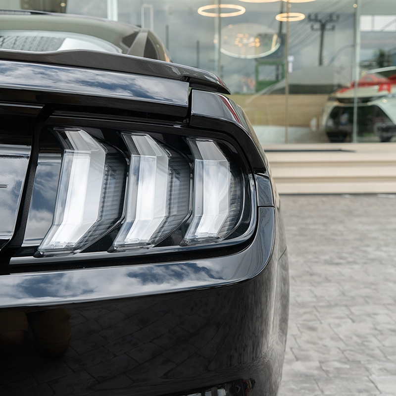 etonimportgroup's tweet photo. FORD MUSTANG 2.3 HIGH PERFORMANCE LIMITED EDITION สุดยอดรถสปอร์ตจากแดนมะกัน กับอัตราเร่งทันใจ 0-100 เพียง 5 วินาที

สอบถามรายละเอียดเพิ่มเติมที่ ETON GROUP ทั้ง 3 สาขา
โทร 027899998
หรือแอดไลน์ @etongroup

#ETONGROUP  #ETON #Fordmustang #mustang https://t.co/DQC1kdTb0w