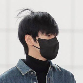 ssiebzehn's tweet photo. เน้กมีเสาอากาศส่วนตัวด้วยย 🐰👍🏻 https://t.co/32mYSYG12c