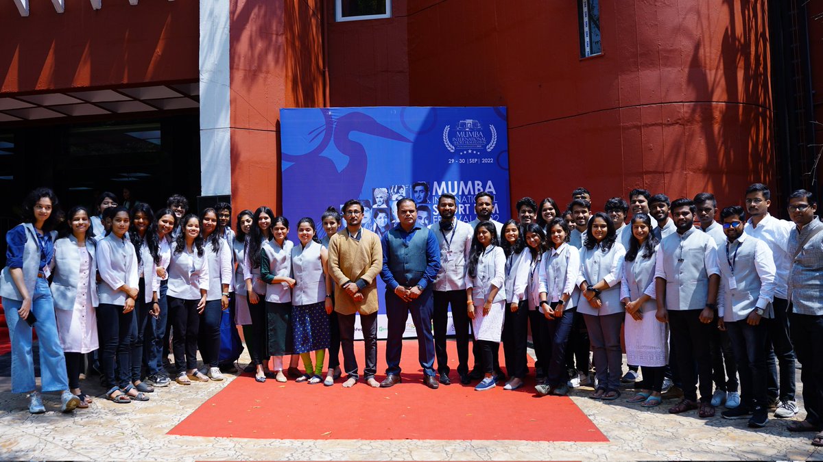 JournalismDepa1's tweet photo. Mumba Film Festival
Student of Journalism and mass Communication
#garwarecollege #journalists #masscommunication #journalism #abasahebgarwarecollege https://t.co/hMHx0dux7d