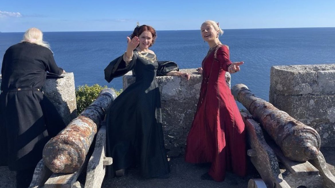 DreamofASOIAF's tweet image. Behind the scenes of episode 7 ‘Driftmark’ #HouseOfTheDragon