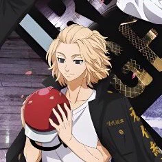 he's so pretty like bro what did u eat..  