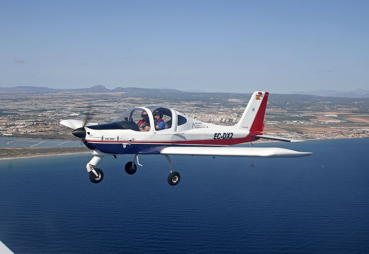 psamque's tweet photo. Volar por La Manga en un día soleado con los amigos de  @ammflyschool no tiene precio.....o si, acercaos por el Aeroclub Mar Menor en Los Garranchos y podreis disfrutar de estas maravillosas vistas a precios asequibles. @SpottersMurcia https://t.co/lmcQlzyvVt