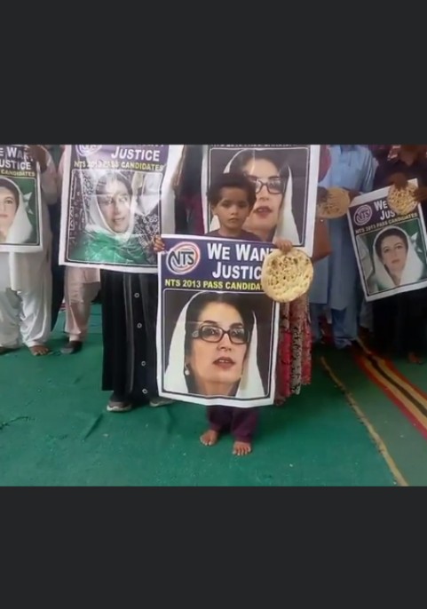 Muzafaralikhos3's tweet photo. We want justice
#JusticeForNTS2013 https://t.co/8wARoio96p
