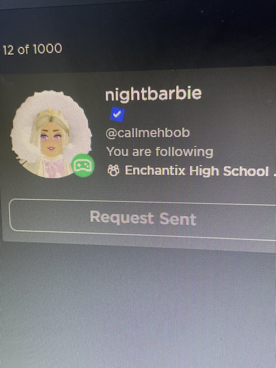 JojoClarke7's tweet photo. I think she might have gotten bored of doing the Halloween update… #royaleween #royalehigh https://t.co/ugkulIJYGO