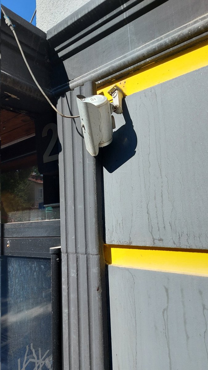 #onurşener cinayetinde eğlence mekanının güvenlik kamerası yerinden sökülmüş. İddiaya göre olay anının görüntüleri yok