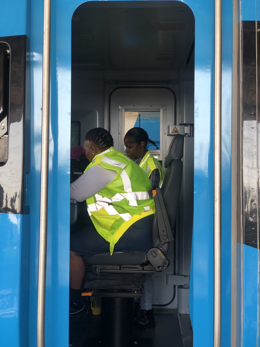 PRASA_Group's tweet photo. Thank you #TeamPrasa for a smooth ride ๐๐ Pienaarspoort to Pretoria.
Get your tickets and travel with us
#PeoplesTrains #OTM2022
@MbalulaFikile @Dotransport @MbalulaFikile @metrorailgp https://t.co/EihrlJIKv1