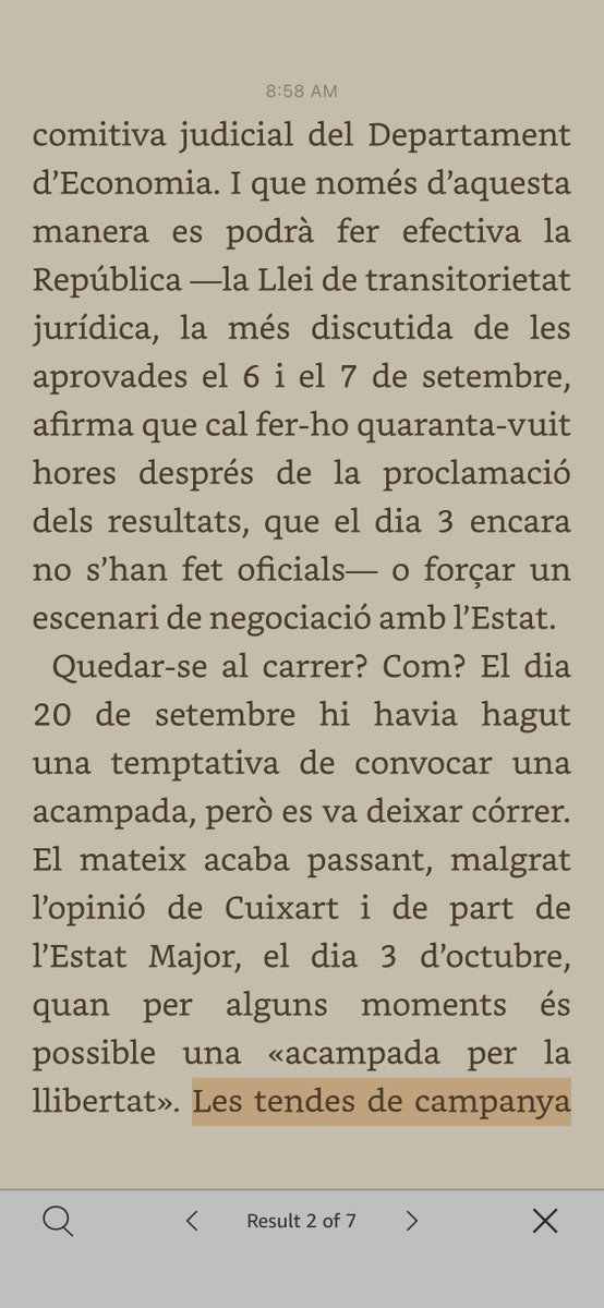 lizcastro's tweet photo. Per què vas voler baixar la tensió just en el nostre moment més àlgid, @jordisanchezp? Amb els poders d'Europa mirant-nos. Com és que vas contradir el comité permanent de l'@Assemblea, i tots els socis, que havies de representar? Ho vull saber. Ensenya'm els whatsapps. https://t.co/8H17N1ggEP