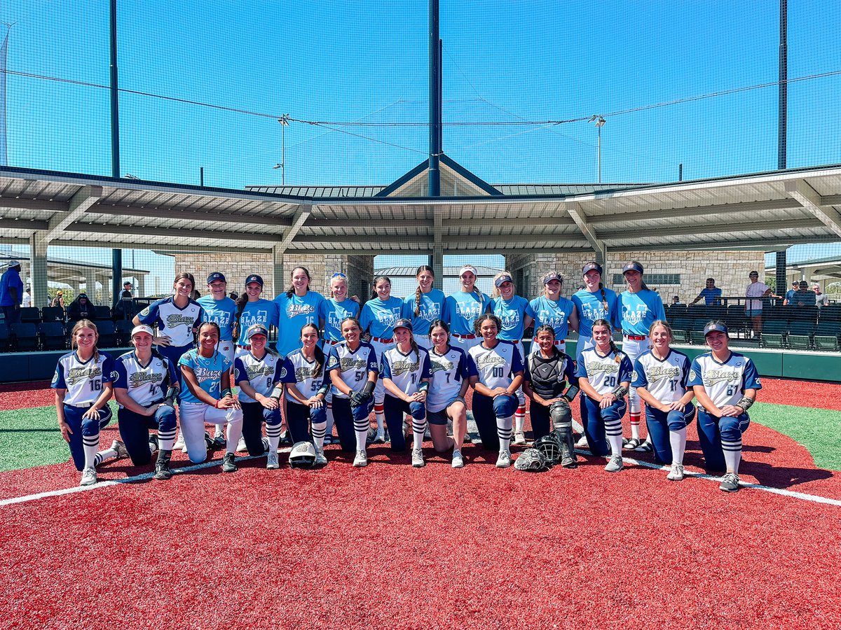 It was a good day! 🥎🔥💙 #18untxblazegold #16untxblazegold #blazeon #blazesoftball