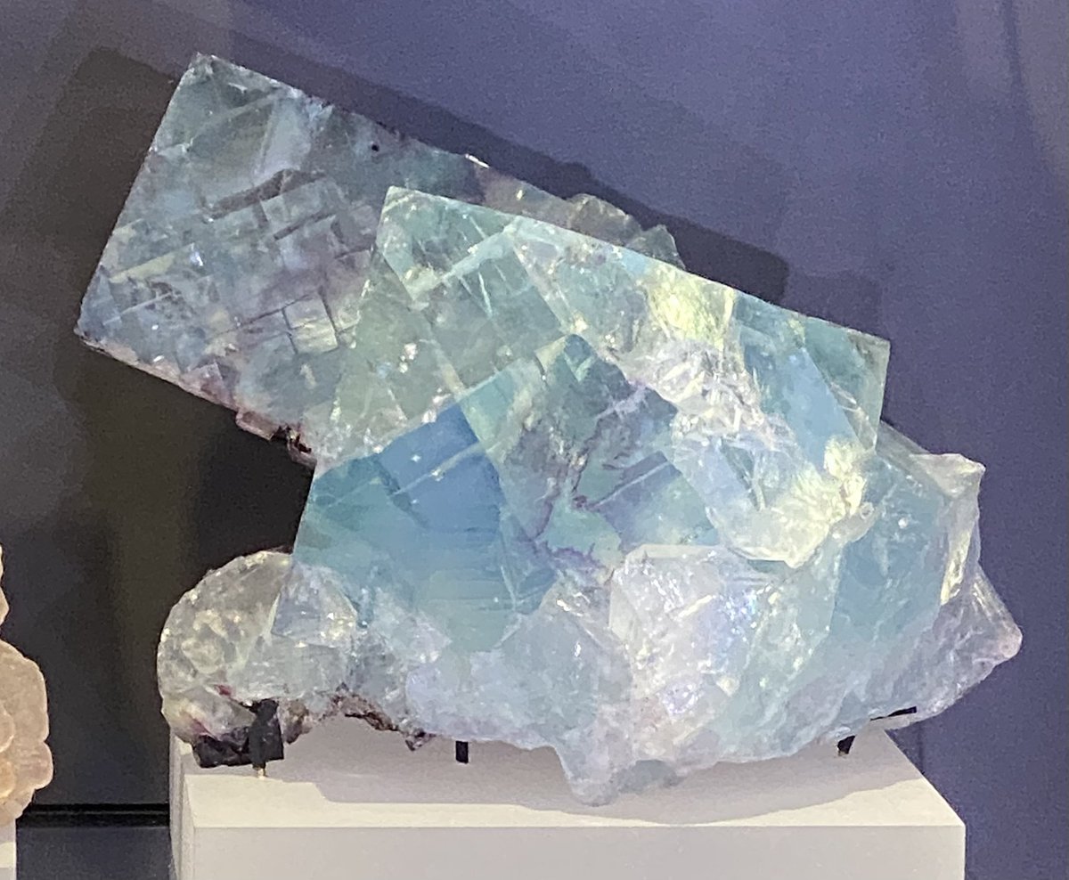 This #MineralMonday honours the mineral fluorite, the winner of #MinCup2022! Enjoy this ice blue fluorite.