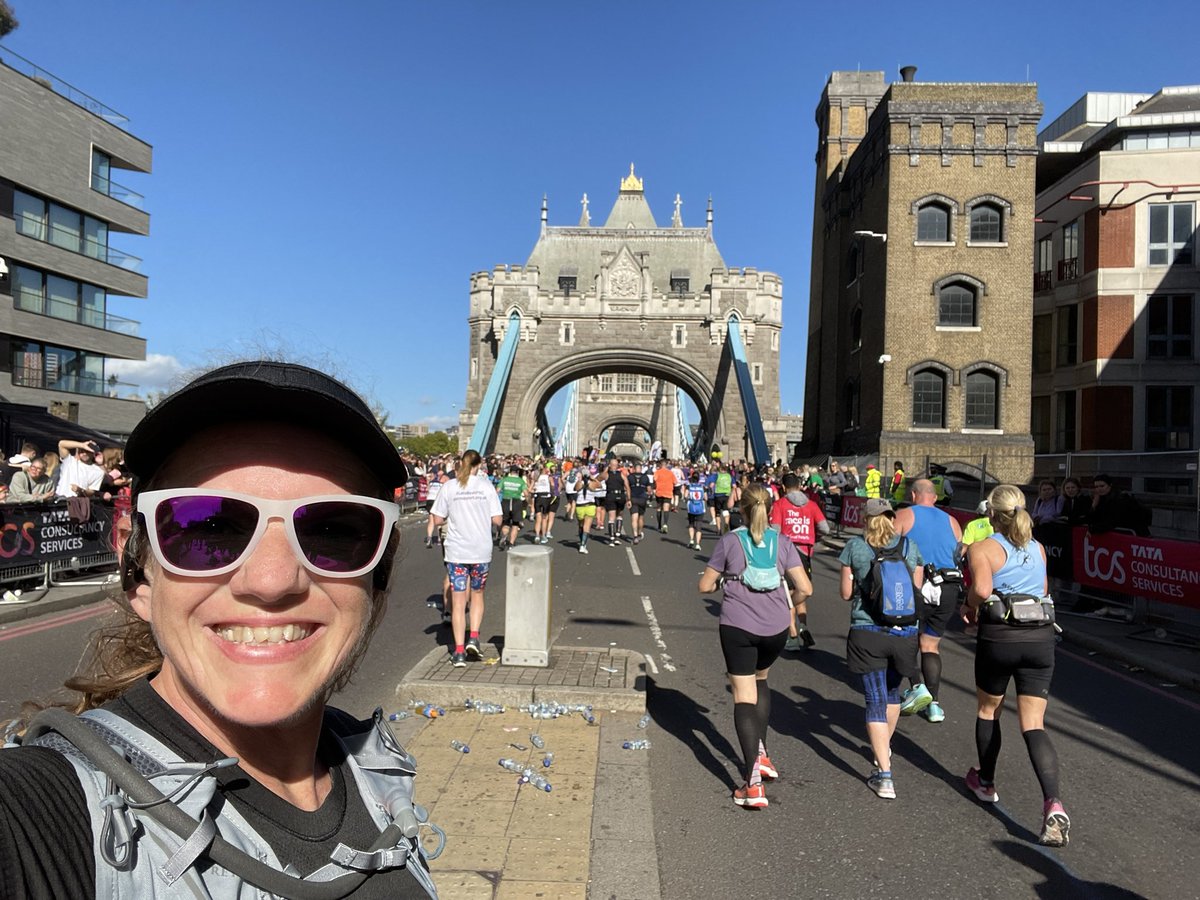 RunningSoprano's tweet photo. Tourist run through London! Postponed from 2020, the goal was to just get through this one. The run/walking worked &amp; I finished within my goal time! Last one, so thank you @LondonMarathon #LondonMarathon #WeRunTogether https://t.co/VrS3dlw8Gk