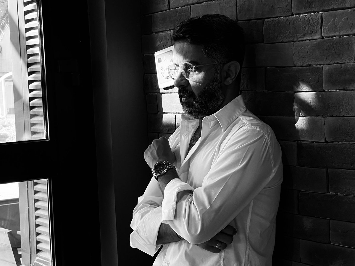 saeedalamri5's tweet photo. Black and white 🤍🖤

#taken_by : @faisalshurim1 https://t.co/v3dt6rsiBH