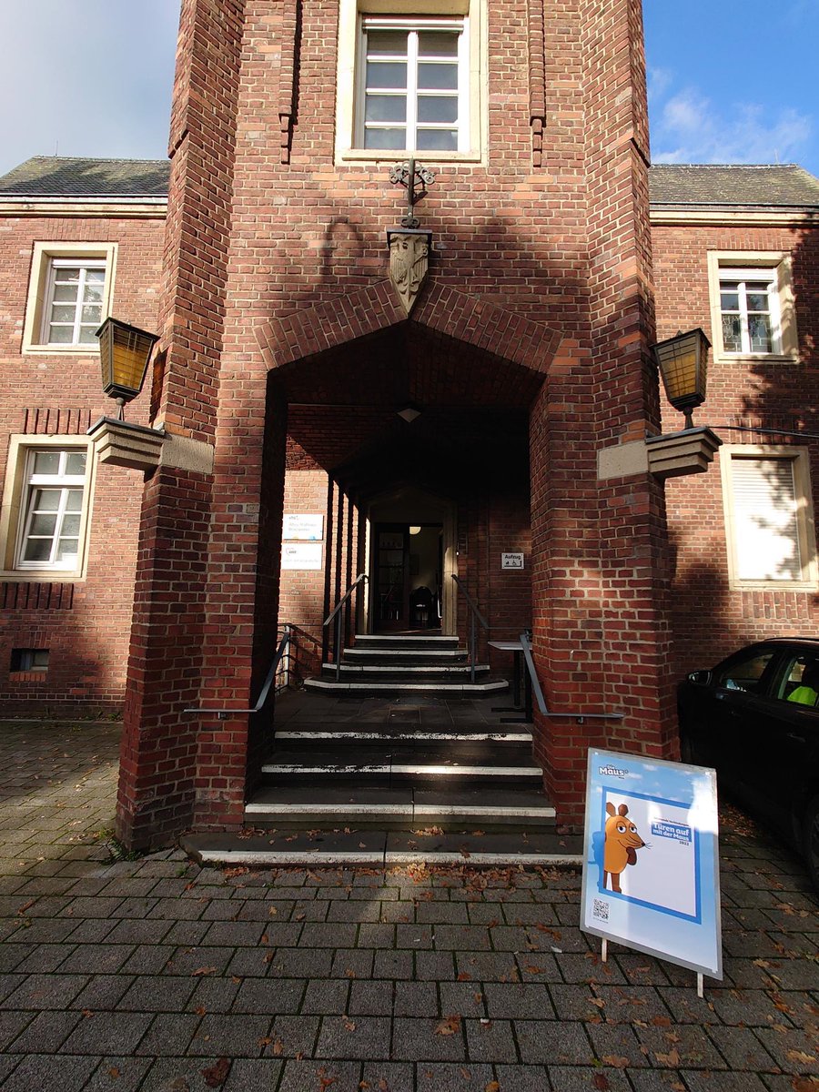 Heute heißt es #TürenAuf mit der Maus.
Der Ortsverband G40 des DARC in Pulheim ist auch mit dabei. 

Weitere Infos findet Ihr hier:

wdrmaus.de/tuer_oeffner_t…

#amateurfunk