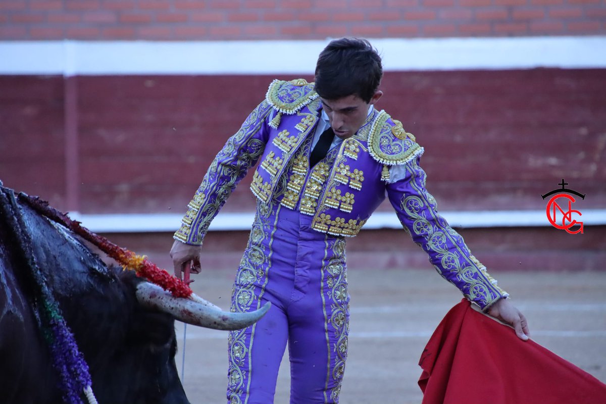Novillada con Picadores :
Mojados :
Toros : Ribera de Campocerrado.
📍Igor Pereira : Oreja y Oreja.
📍José Manuel Serrano : Ovación y Herido.
📍Pérez Marciel : Dos orejas y Dos orejas.
📷 Natalia Calvo.