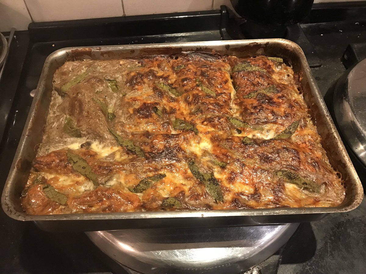 Emma Curtis #TheCommuter tweet media