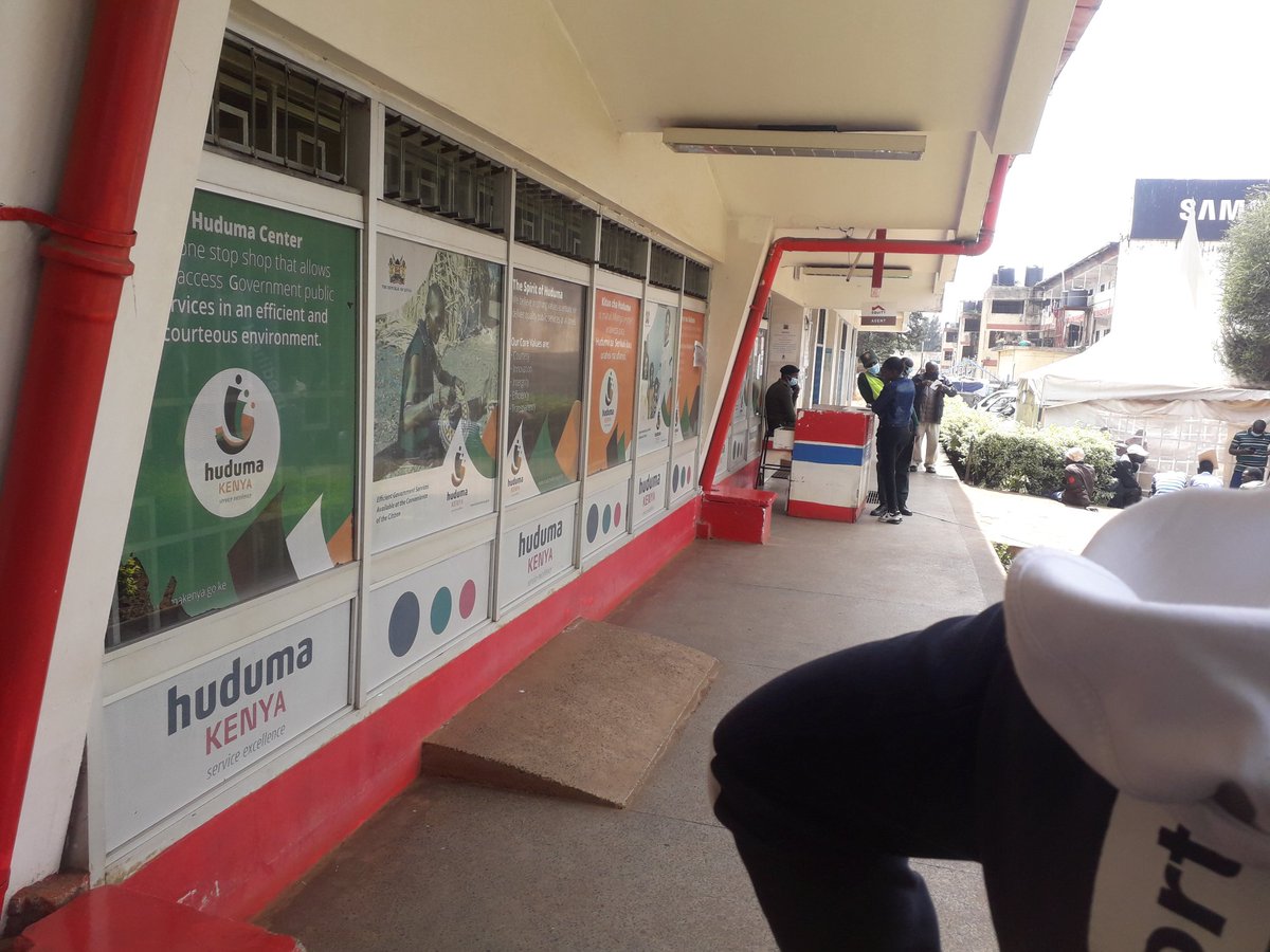 JamalGKS's tweet photo. here is the situation at eldoret huduma center. kenyans stranded as there are no services being offered due to inconveniences caused by the management. ati wanafanya sherehe at huduma center on a monday morning. surely!
#enoughisenough
#presidentwilliamruto
#russia
#ombudsman https://t.co/TlZ32ldSQF