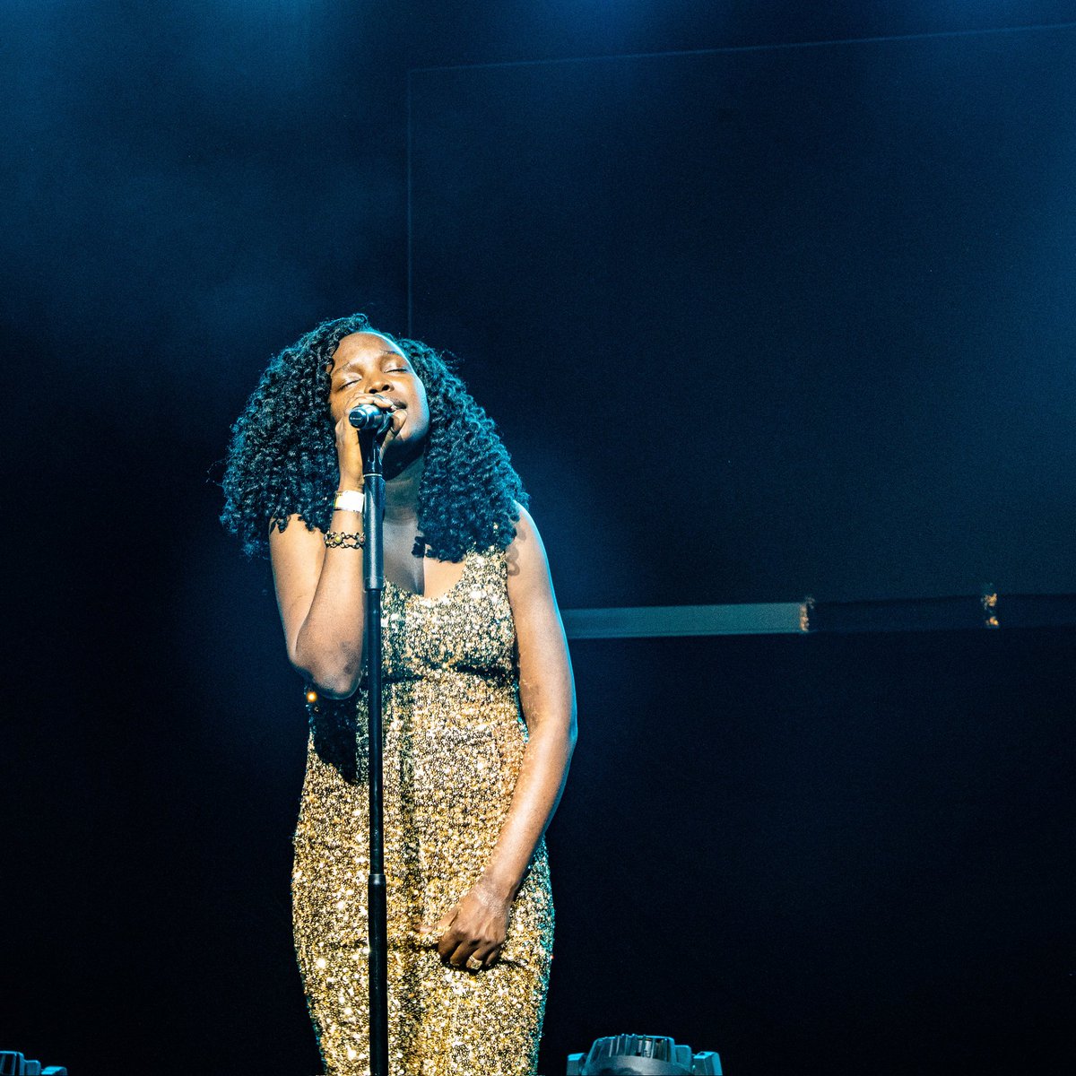 OneSongConcert's tweet photo. The beautiful @BeroSings dazzles the crowd while performing her lates single - Promises π https://t.co/A3xrOK5fby
A New Age of Ugandan Music
#OneSongUg https://t.co/0vdSadQEIa