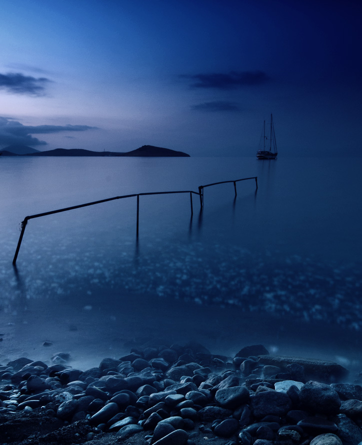 Good morning friends. ☕️🫖 Moonlight serenade. Yahşiyalı Bodrum #nft #nftphtography #landscape