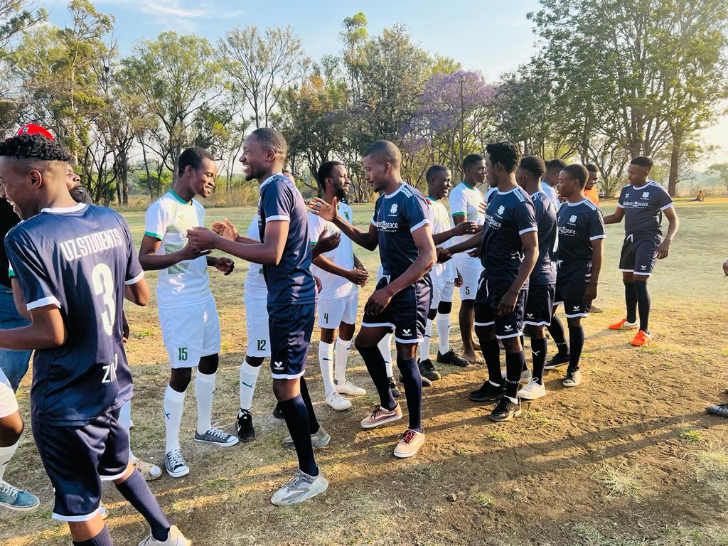 4hZimbabwe's tweet photo. Sport activities have been valued as a powerful medium to help with reconciliation between conflict-torn communities. It helps build relationships, which increase tolerance and bridge divisions between groups. 
#Sports4Peace 
#Students4Peace 
#Youth4Peace https://t.co/ZuRjXQZtSZ
