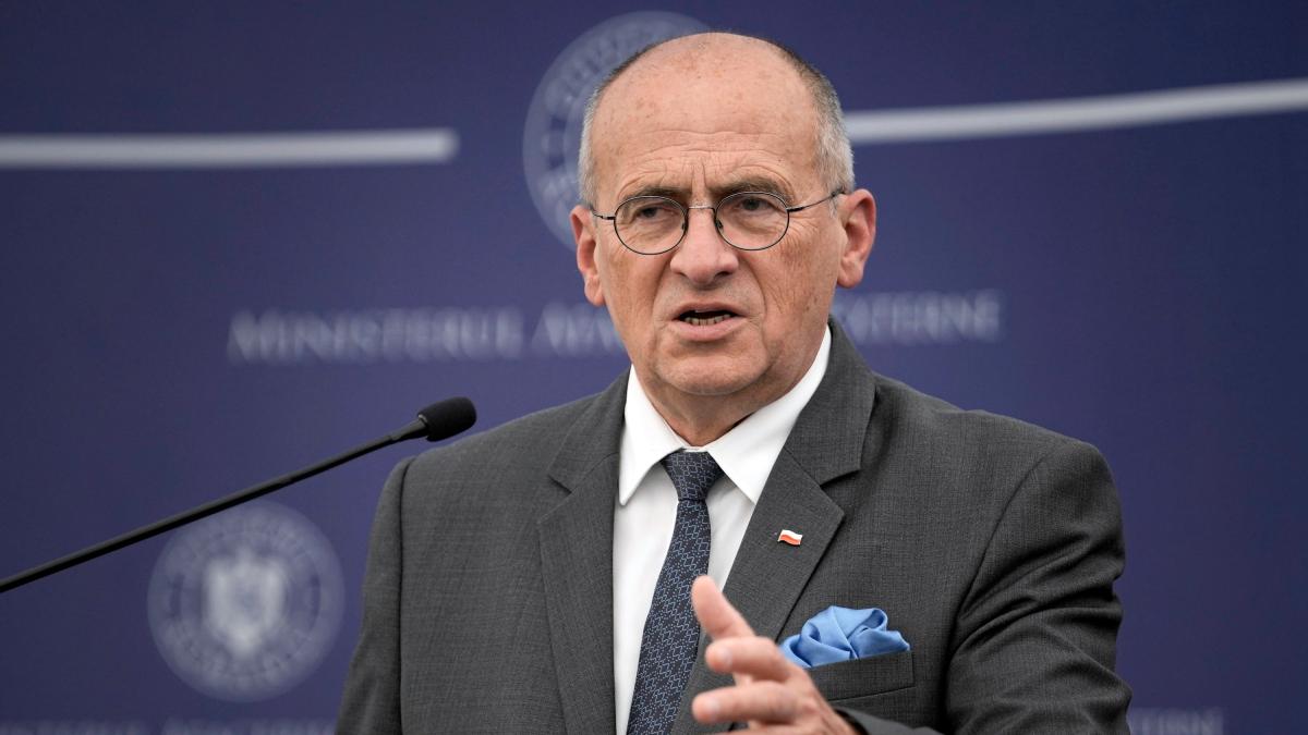 Polen unterzeichnet diplomatische Note zu Reparationsforderungen to.welt.de/uSHrLzA