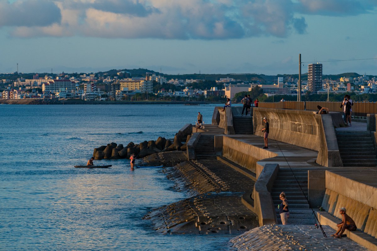 take496d's tweet photo. Today's sunset.
SONY α7 III
SONY FE 70-200mm F4 G OSS
#okinawa #sunset #sunabe #seawall #sunabeseawall #sonya7iii #photography #沖縄 #autumn https://t.co/X4AB9Gae2z