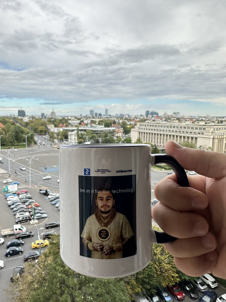eduardoneci's tweet photo. Definitely the mug of choice today - thanks @TheZoidsters Dr. $ZPAY ☕️☕️☕️ - see you in Paris 🇫🇷 https://t.co/aRvScPKydr