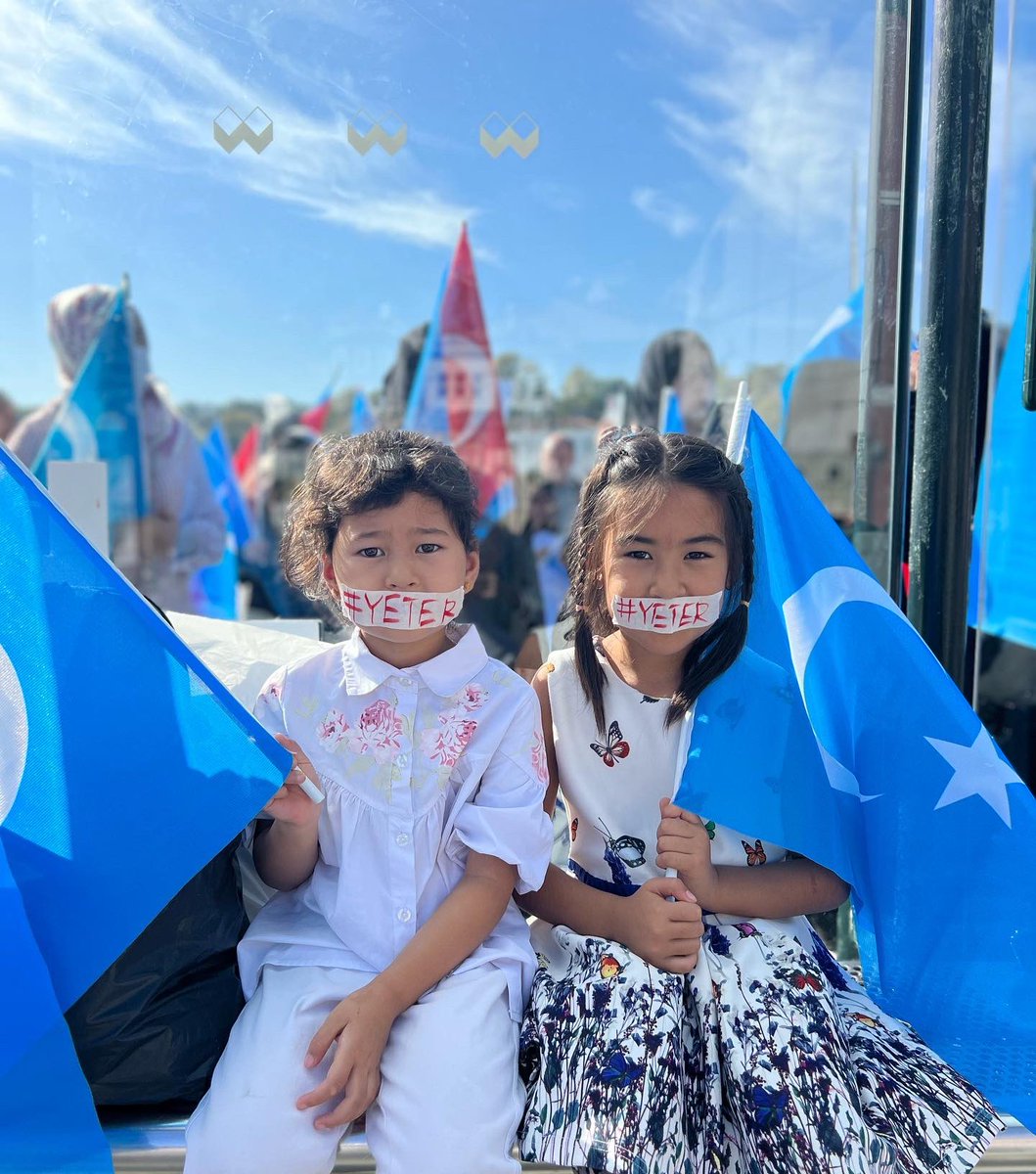 Çinlilerin tatlı sözlerine, yumuşak ipeklilerine kanıp Türk halkından bir çoğunuz öldünüz. Türk halkı, mutlaka öleceksin! #BJKvsFB <a href="/Besiktas/">Beşiktaş JK</a> <a href="/Fenerbahce/">Fenerbahçe SK</a> #yeter #soykırımadurde