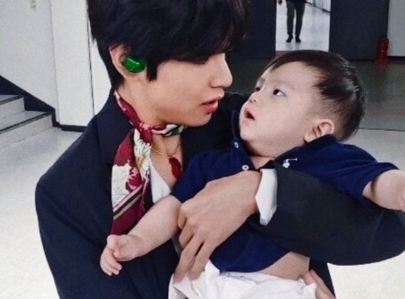 kthprettyhands's tweet photo. that’s extremely cute i’m sobbing https://t.co/7s7x9lBuKr