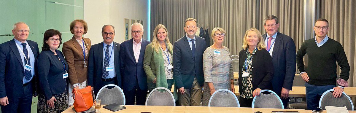 A Brno 🇨🇿 pour 2 journées sur le thème « faire participer la jeunesse à la science, à la recherche et à l'innovation ».

Dans le cadre de ma mission au <a href="/EU_CoR/">European Committee of the Regions</a>, j’ai eu l’honneur de présider pour la première fois la coordination de cette commission SEDEC pour <a href="/RenewEuropeCoR/">Renew Europe CoR</a>. 🇪🇺