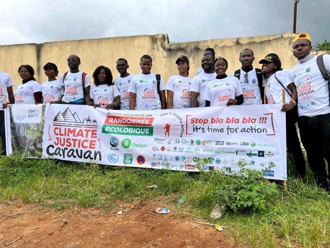 jvecmr's tweet photo. 👇Retour en images sur la randonnée écologique qui s’est tenue le 01.10.22 au mont Messa à Yaoundé.
Environ 100 jeunes se sont mobilisés pour faire entendre leurs voix pour la cause climatique à la veille de la #COP27.
#CAPSURLACOP
@oxfam @JVE_Int @Jveivoire @senalouka https://t.co/MQeYMPOOTh
