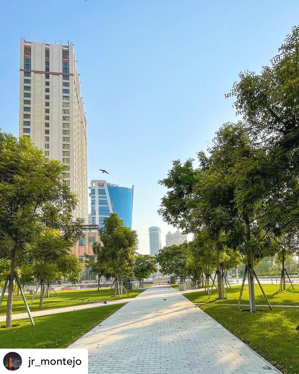 Boost your mood and spread positive vibes. Enjoy your Monday!

Thank you <a href="/jr_montejo/">jr montejo</a> for sharing this wonderful 📸 ♥️ 

#MovenpickWestBay #Doha #Qatar #VisitQatar