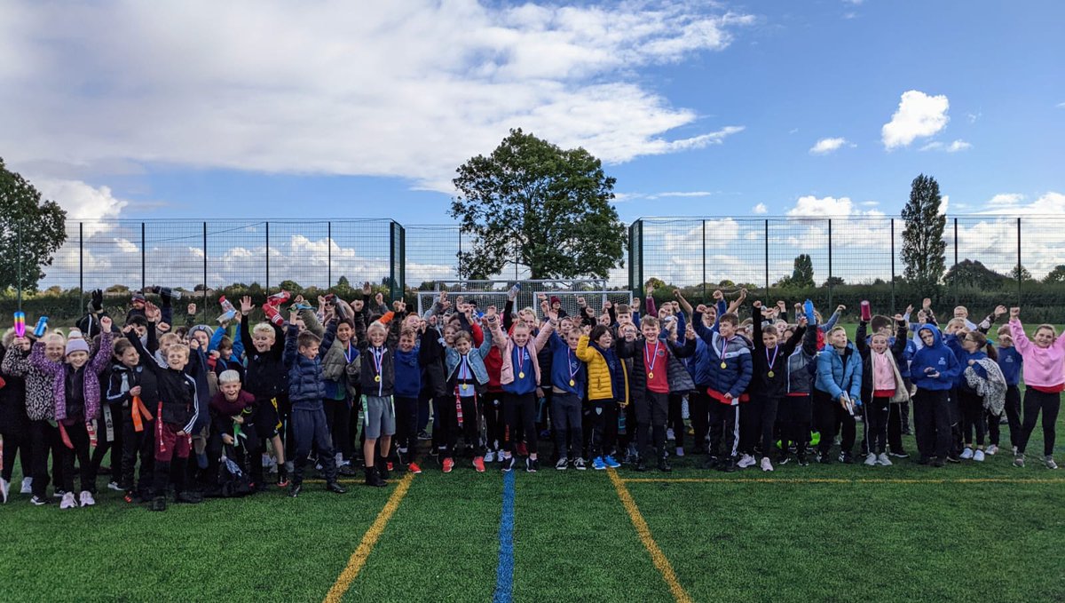 Last Wednesday saw the start of our Tag Rugby festivals! - with lots of fun filled drills and games! A huge well done to everyone involved, let's go again this Wednesday 😁🏉🏃