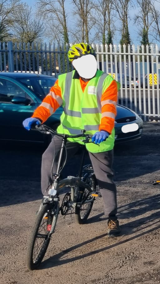 ConfidentCyc's tweet image. On #saturday we had our first #incident (NOT accident!) on our #cycle courses. Female driver pulled out from side road and hit a #Trainee This is how he was dressed. Driver claimed she didn't see him!! Bike ended up under the car, thankfully rider was OK, bike wasn't !! (1)