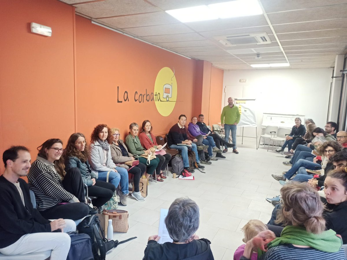 👉 Creació d'una Agència per la pagesia a Osona/banc de terres
👉 Desplegament de la Llei d'espais agràris a la Plana de Vic 
👉 Consolidar el treball d'incidència política i sensibilització

Propers reptes de la plataforma Per una Plana Viva! arran de la trobada feta a Centelles