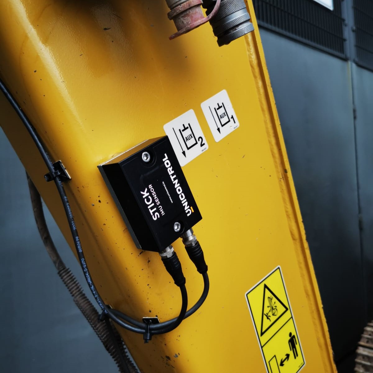 hitechniques's tweet image. #Unicontrol fast-tracking sensors continuously keep track of your position and send updates on the digging progress. They cover everything from pitch/roll, boom, stick, tilt through to bucket. 

Learn more about Unicontrol 3D #machinecontrol 👉 Contact brian@hitechniques.ie today