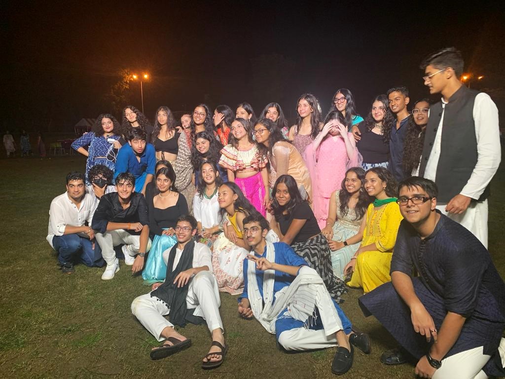 pws_gurgaon's tweet photo. Catch the glimpse of the Dandiya๐๐ป evening where Boarders celebrated the auspicious days of Navratri with lot of fun and frolic.
#PathwaysWorldSchool #dandiyanight #Residentialschool https://t.co/Gbd3SSU4zK