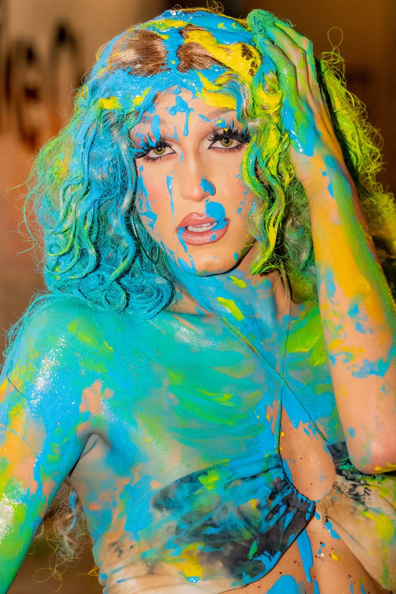 Giotographer's tweet photo. Paint never looked so good ππ
#Giotographer #Sony #photographer https://t.co/KVCw9LKZZQ