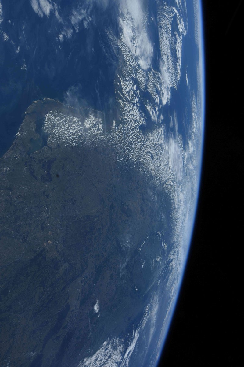 Samantha Cristoforetti tweet media