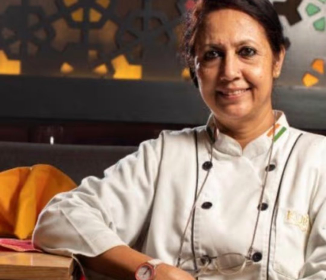 She is great granddaughter of the nawab of Awadh, Wajid Ali Shah, and runs an eatery in Kolkata. She claims to possess the recipies that have been preserved by her family through the last several centuries. A very good piece on her.
Link follows this tweet