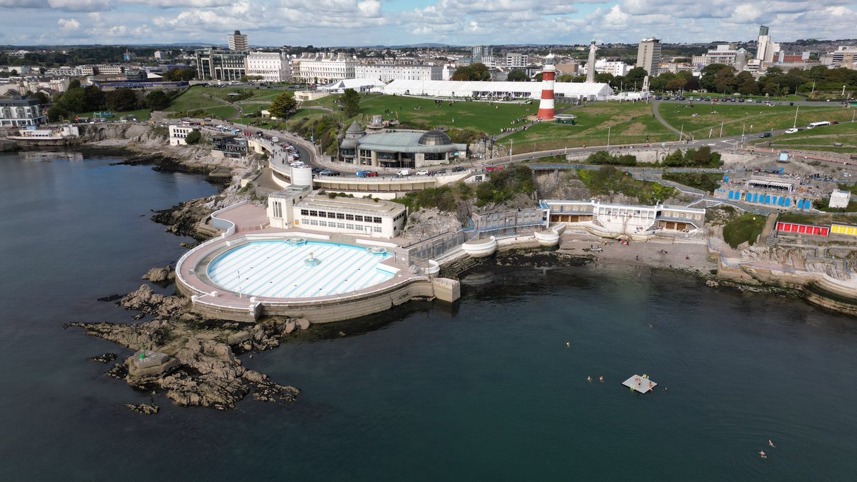 BluePrint_AW's tweet photo. Site visit to Tinside Lido, Plymouth, PL1. Offshore wind. Nearly lost the drone! #easytiger #outandabout #architectonsite #architectatwork #listedbuilding #conservationarchitect #plymouth #devon #southwest https://t.co/ydyJGiqRaB