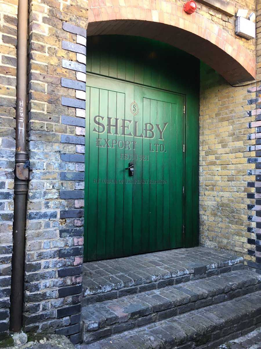 Wow! <a href="/PBtherise/">Peaky Blinders The Rise</a> is an explosion of energy! The time the actors give you makes it feel like your choices really matter and your decisions will have consequences - 12/10 stars!! And so much love to <a href="/RoxanaRae/">Roxana Rae</a> who is genuinely starting to feel like an old friend 🥰 #PeakyBlinders