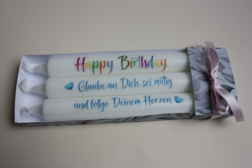 ideenfink's tweet photo. Dieses schöne Kerzenset ist handgefertigt. Ein tolles »Geburtstagsgeschenk«.
Die Beschriftung kann individuell gestaltet werden. Gern könnt ihr mir eure Wünsche mitteilen.
Bitte unter info@kerzen-dekoration-online.de anfragen. Dieses Kerzenset ist nicht im OnlineShop erhältlich. https://t.co/JQXRoku4YB