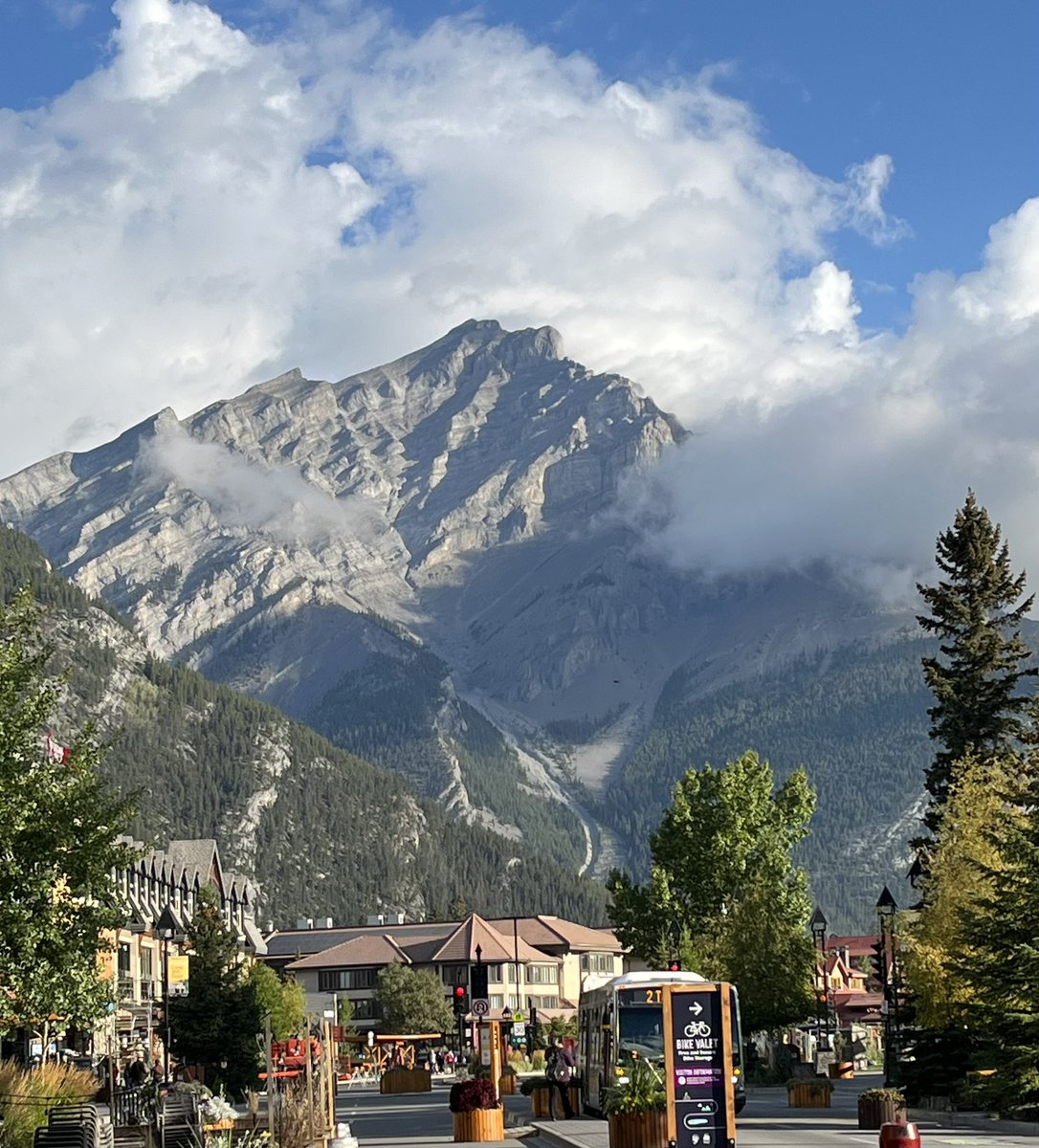 Pipsy132's tweet photo. Just had an awesome trip to Canada which was organised by Sharon @TCworldwide. Due to Covid, Sharon had to rearrange our trip twice but made all the more special by us celebrating our 10 year anniversary whilst we were there. Thanks Sharon for organising such a memorable trip. https://t.co/wSaKuxTXmy