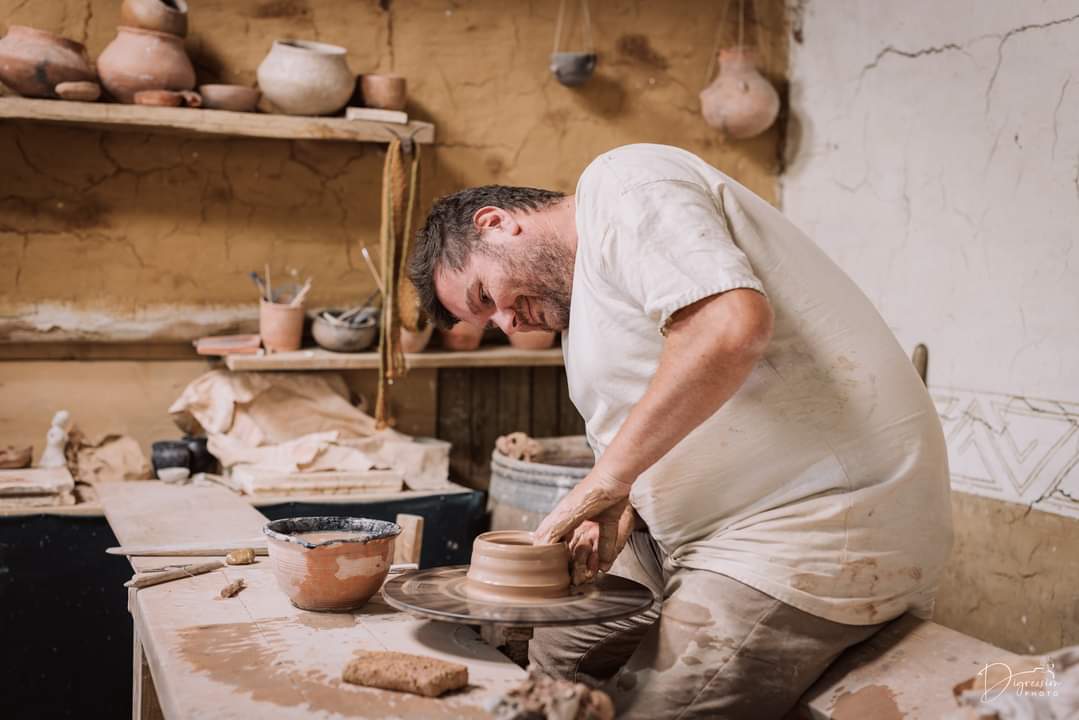 [ #Flashback ] Retour en images sur les Fêtes Préhistoriques (qui ont eu lieu cet été à <a href="/Samara_Parc/">Samara Parc Archéologique</a>) avec quelques magnifiques photos prises par Digression Photo <a href="/LNbzzz/">Hélène Caraux - Digression Photo</a> ! N'hésitez pas à aller suivre son travail 😉

<a href="/Somme_fr/">Département de la Somme</a>
#samaraparcarcheologique
#sommepatrimoine