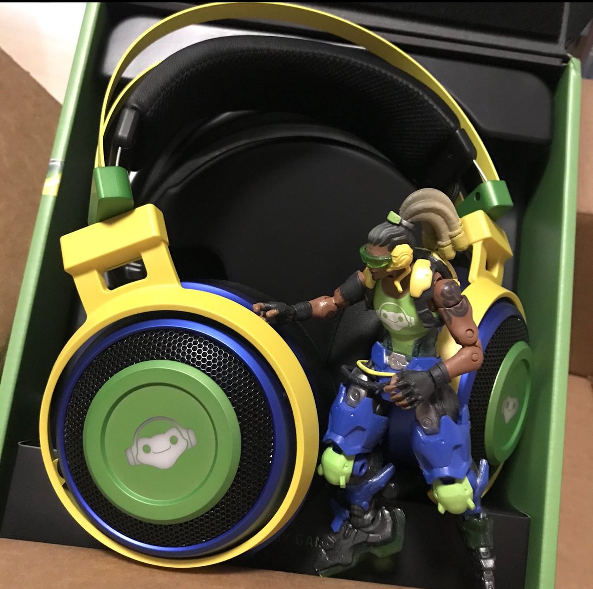 「Overwatchは私にとって超特別なゲームです。ルシオという最高なキャラに出会」|山本かなのイラスト