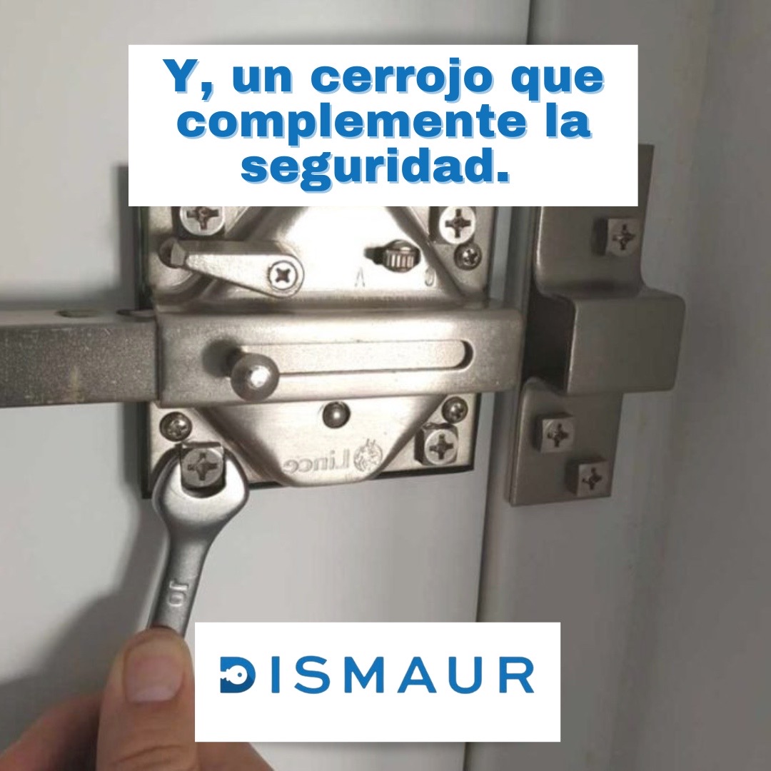 dismaur's tweet photo. Puntos importantes a la hora de reforzar tu #seguridad.
También tenemos que tener en cuenta otros aspectos importantes como el tipo de puerta, segundas cerraduras, alarma…
Contáctanos.
#dismaur #alicante #elcampello #busot #mutxamiel #barcelona #cerrajero24h #cerradura #home https://t.co/T2JnnPSMUc