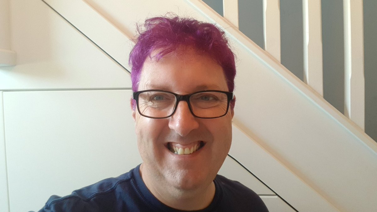 Our Club President has been raising money for @EndPolioNow by dyeing his hair #purple4polio. He has raised over £400 which will be matchfunded to over £1200.