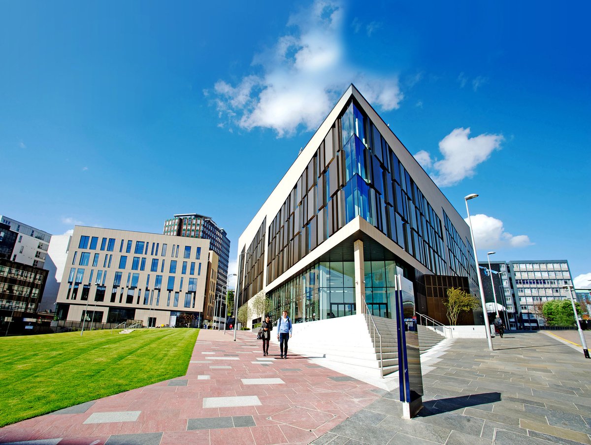 Learn50_cll's tweet photo. Welcome back to all our students joining us on campus this week, learning & interacting with each other again!
If you can't join us on campus, we also have a wide range of online classes you can join from anywhere:
https://t.co/I3WuvgnaA4
#glasgow
#facetofacelearning
#oncampus https://t.co/LnWI76OhLU